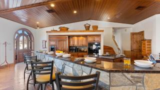 Apex Lodge South - 2