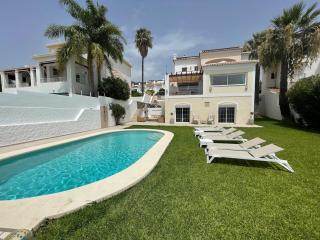 Charming villa in Nerja - 0