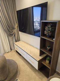 Luxury 2-Bedroom Apartment in Zed Compound, Sheikh Zayed - 3