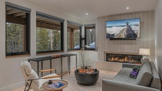 Blue Valley Chalet - 1