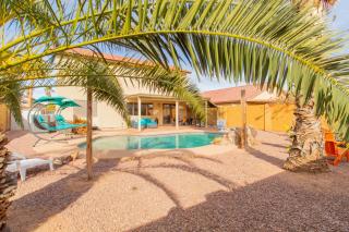 Casa Aria 4BR Home & Heated Pool - 4
