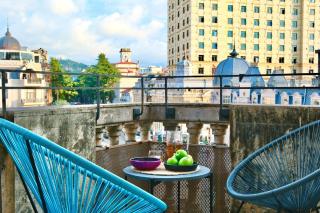 Old Batumi City Center Cozy Apartment - 3