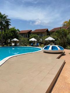 Hôtel Éden Roc Ivoire - 1