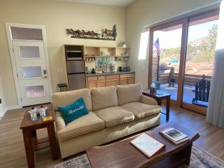Red Canyon Casita - 1Bd 1 Ba - Sleeps 2 - 8