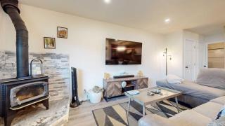 Jackson's Alpine Retreat - For 4 - 4