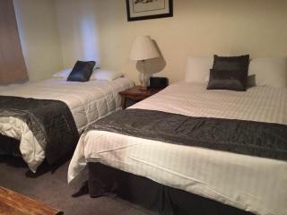 La Residence - Near Shuttle and Hike & Bike Trails - 9