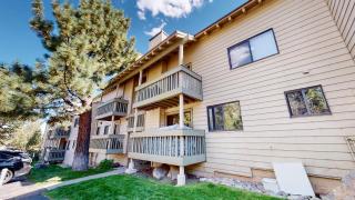 La Vista Blanc with Year-Round Mammoth Fun - 9