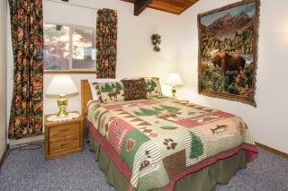 Mammoth Estates - 4 Seasons of Beauty with Accessible Amenities - 9