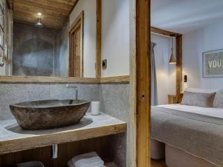 Appartement Standing 4 Pièces - Résidence Neuve au Pied des Pistes - Val-d'Isère - FR-1-694-40 - 1