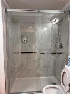 Homey Basement Suite by Gaudi - 8