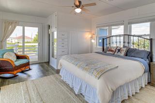 Gulf Coast Cottage with Beach Access Fish and Paddle! - 2