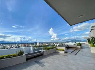 Central Suite - 2