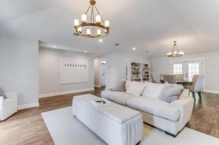 Waveland Gem by Next Step Property Management - 2