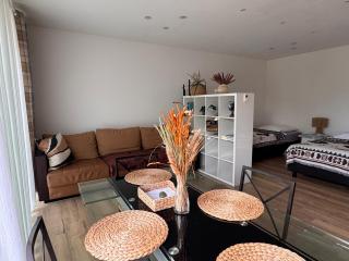 Modern House Gehrden 2, bis 4 Person, Contactless Check-in, free parking, Vollsaniert und Renoviert Dezember 2024 - 4