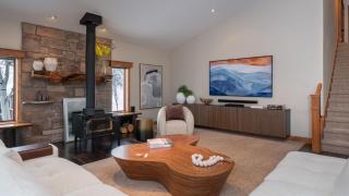 Creekside Chalet - 3