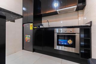 Libi Apartment-BlueWaters Property Mgt LTD - 9