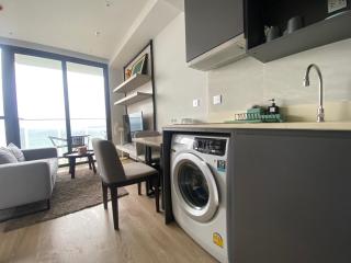 Stunning Sea View Condo -Next To Beach - 8
