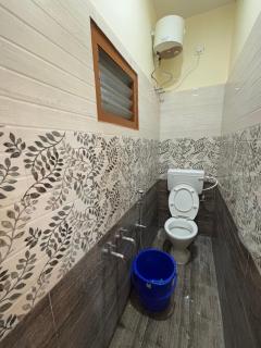 Murugan Mini Hall Rooms - 2