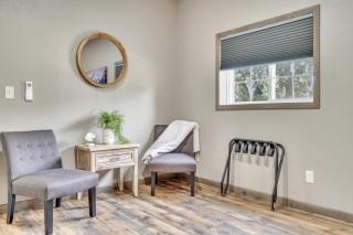 Redmore Lakefront Retreat on East Lake Okoboji - 3