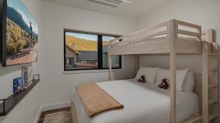 District House - 2