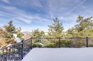 Within minutes to Ski Resorts and fireplace - 6