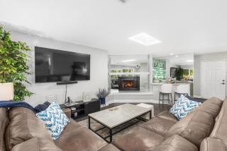 Bermuda Dunes Modern Desert Retreat Bermuda Dunes Modern Desert Retreat, Community pools and spas - 9