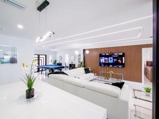 Luxury Hollywood Oasis - 9