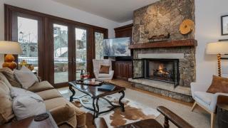 Excelsior Lodge - 1