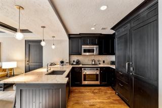 Luxe Bachelor Gulch Getaway! - 5
