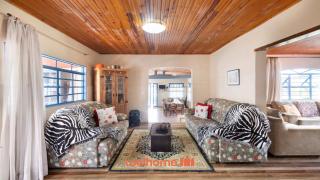 Sitio em Piedade com Piscina e lazer completo - 1