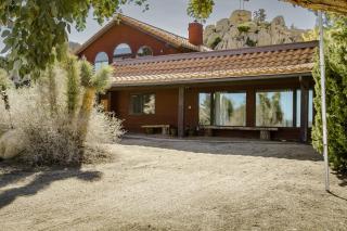 Boulder Grove Ranch on Acres of Boulders Plus Hot Tub - 7