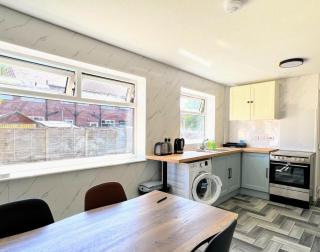 Well-Located 3BR Escape Near Lidl & Costco - 6