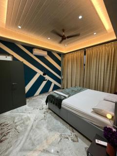 Mountain Crest Villa Lonavala - 5