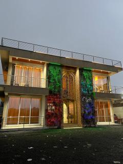 Mountain Crest Villa Lonavala - 1