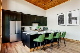 Stunning Views, Game Area, Theater, Kids Play Zone - 8