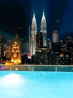 The Luxe & Colony Infinitum KLCC by CoupleStay - 0