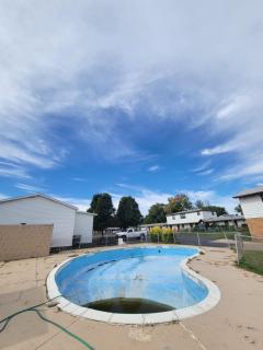 The Daniels Motel - 8