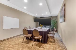 Best Western Plus Valemount Inn & Suites - 4