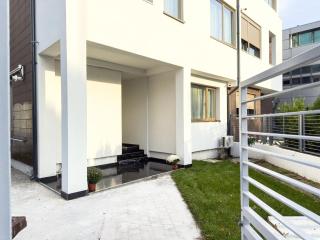 GreenLake Boutique Apartments - 2