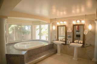 Villa Marrakesh, a Luxury Villa with Pool - 3