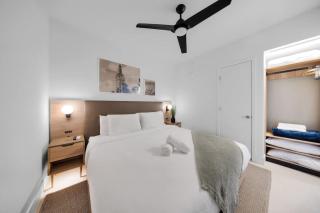 Upscale 1-BD Condo in DTW Miami - City Views - 4