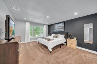 Quiet Family Friendly Getaway - Pool, 2 King Beds - 1
