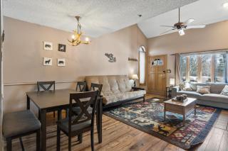 Pine Acres 109 - Hideaway - 7