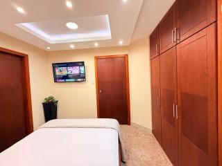 Suite de Lujo con Piscina en la Zona Más Exclusiva de Machala - Machala - 4