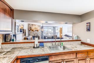 Ten Mile Circle Apartment 291 - 6