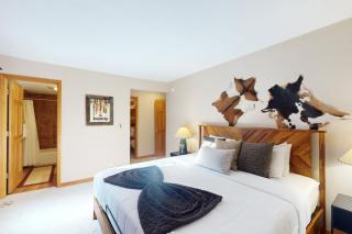 Inner Circle Condo Unit B9 - 1