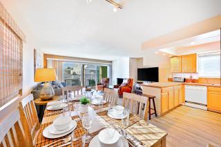 Newport Beach Simplicity II - 3