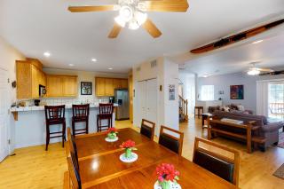 Moler Lake House - 5