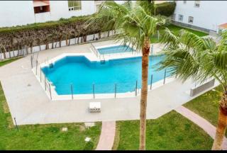 Moderno estudio con vistas al mar - 1