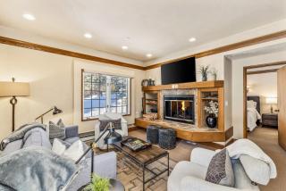 Cozy up in this Scenic 2BR Retreat Steps from Trails, Lifts & Village Dining - 9